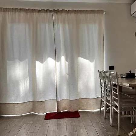 Casa Vacanze Malaga Tatil Evi *